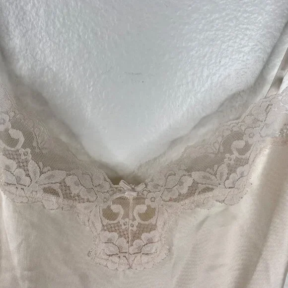 Maiden Form Something Special Cami Top Ivory Sz 36 Lace Bow Dainty Union Made - Picture 6 of 9